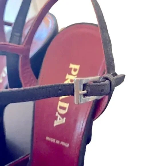 PRADA heels - Picture 7 of 8